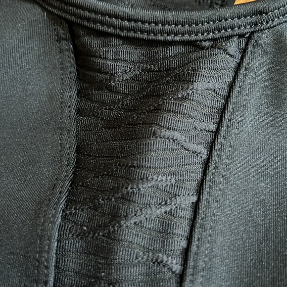 Pearl Izumi Racerback Athletic Black Tank Top, XS - Picture 12 of 12